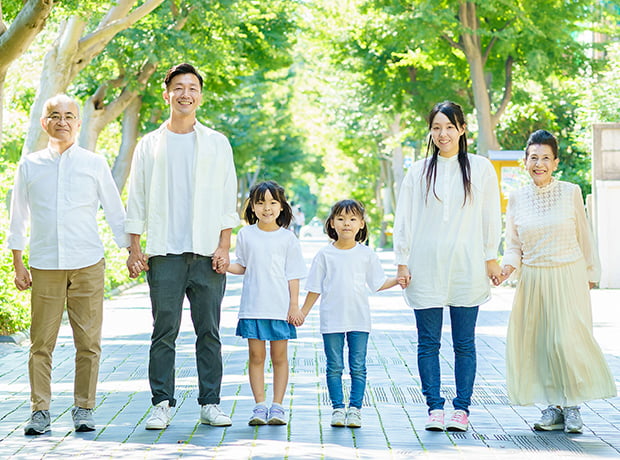 歴史と信頼の皮膚科